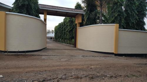 Weru Weru Casa | Kilimanjaro Country House