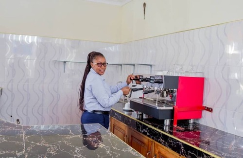 Moshi Hotel | Kilimanjaro Crane Hotel