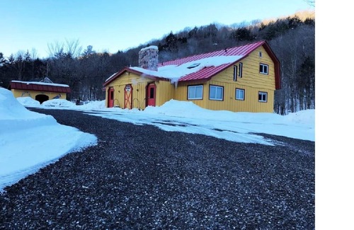 West Bridgewater Casa | Killington, lado izquierdo del dúplex, bañera de hidromasaje exterior, encantador, acogedor, limpio