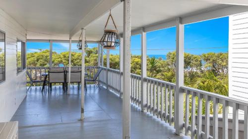 Killcare Casa | 'Killy Beach House' by HolidayCo