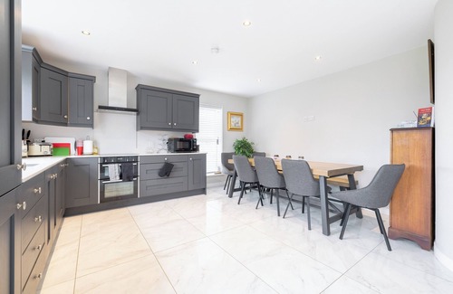 Killyleagh Casa | Killyleagh, Co. Down, Northern Ireland - Sloanehill, 8 Guests - Killyleagh (Contractors, Tourists,