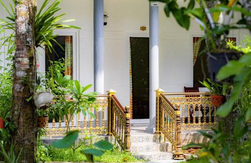 Cua Lap Hotel | Kim Xuan Bungalow