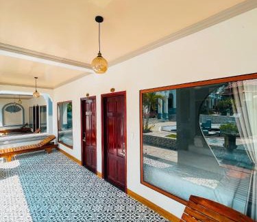 Cua Lap Hotel | Kim Xuan Bungalow