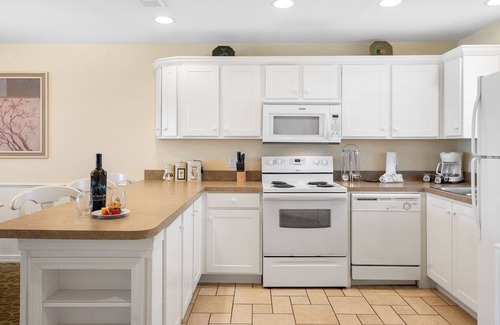 Kimberling City Condominio | Kimberling City Condo w Table Rock Lake Access-Free Daily Tickets-Cmty Pool-Mini Golf