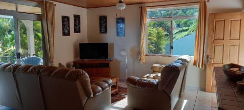 Punaauia Villa | Kimmy Tahiti House