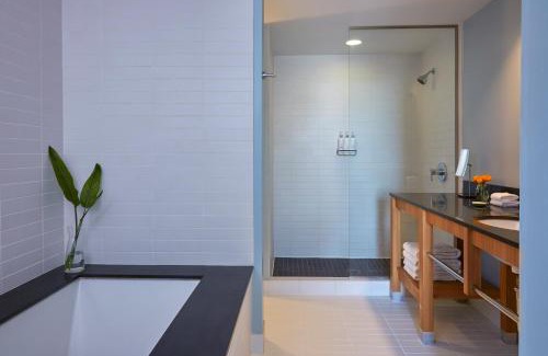 Huntington Beach Hotel | Kimpton Shorebreak Huntington Beach Resort by IHG
