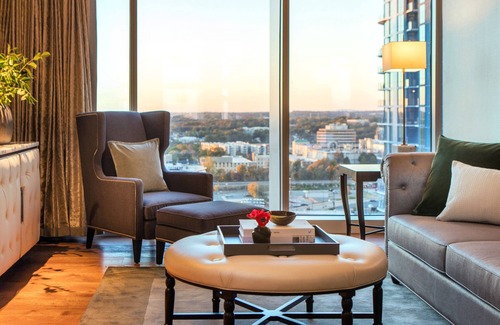 Charlotte Center City Hotel | Kimpton Tryon Park Hotel by IHG
