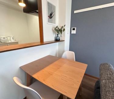 Maekawa Apartamento | Kin-Con-Kan 301 新築 那覇空港から車で25分 コンビニ徒歩1分 沖縄ワールド徒歩9分ファミリーや長期滞在者にもお勧め
