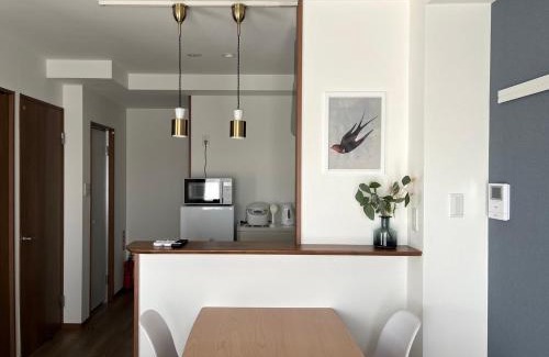 Maekawa Apartamento | Kin-Con-Kan 301 新築 那覇空港から車で25分 コンビニ徒歩1分 沖縄ワールド徒歩9分ファミリーや長期滞在者にもお勧め