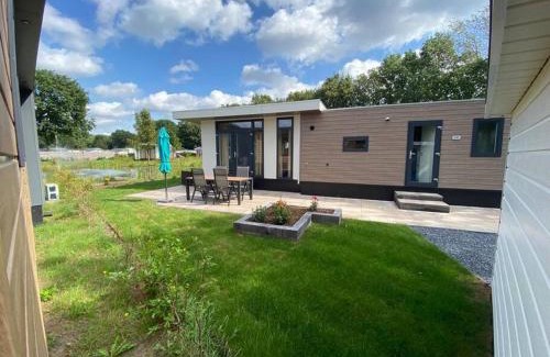 Municipality of Harderwijk Chalet De Esquí | Kindvriendelijk luxe chalet in de bossen met privé sauna