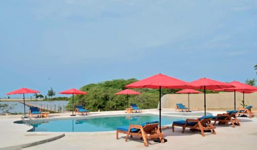 Diakhanor Hotel | King baobab lodge