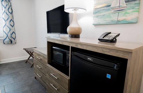 Litchfield by the Sea Apartamento | King Bed 3rd Floor Resort View King Room