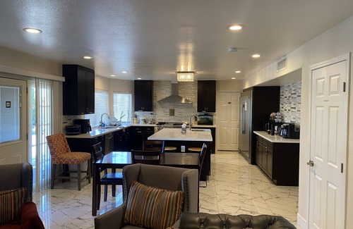 Villa Bonita Estates Casa | King Bed, 43" TV with a Private Bathroom