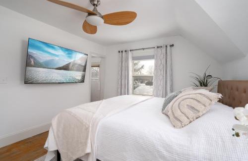 Richfield Casa | King Bed - 5 Min to MOA - 75 & 65' HDTV - Ping Pong