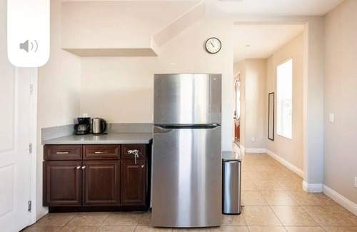 San Gabriel Casa | KING BED 6 Bed 2.5 Bath Huge Home with Private Garage, Washer/Dryer