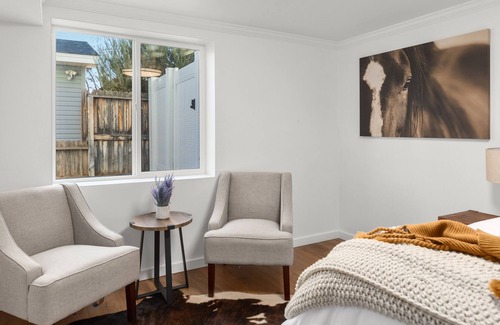 Billings Casa | King Bed and Pool Table - Beautiful Montana Home