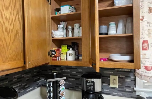 Griffin Casa | King Bed Cozy 3BR/2BA Home in Griffin GA