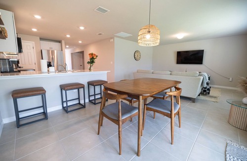 Gulf Cove Casa | King Bed Cozy Gateaway House close to Manasota Key
