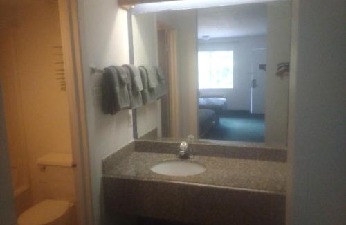 Livingston Apartamento | King Bed Hotel Studio 101