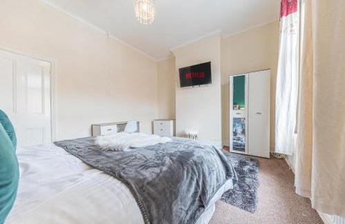 Barrow-in-Furness Casa | *KING BED* LUXURY CITY CENTRE HOUSE