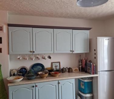Borth Casa | King bed, opposite the beach