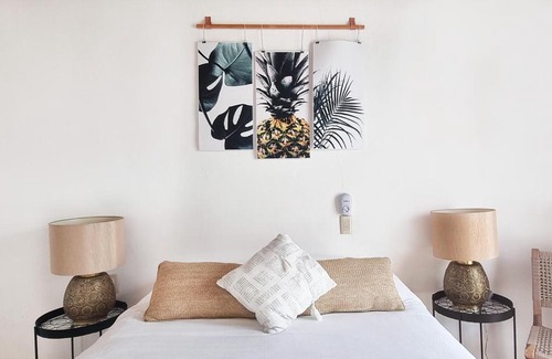 Los Ayala Casa | King Bed Suite in Private Hilltop Home Pool AC and Ocean Views