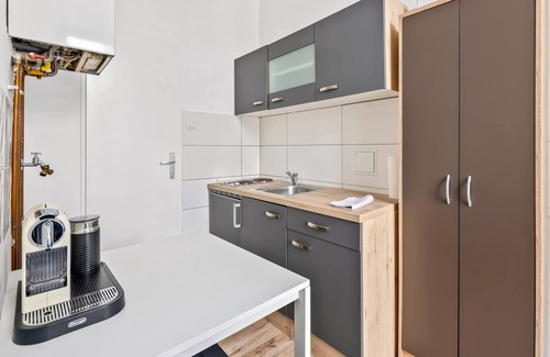 Rudolfsheim-Funfhaus Apartamento | King Bed | Vienna City Hall | High Speed Wifi