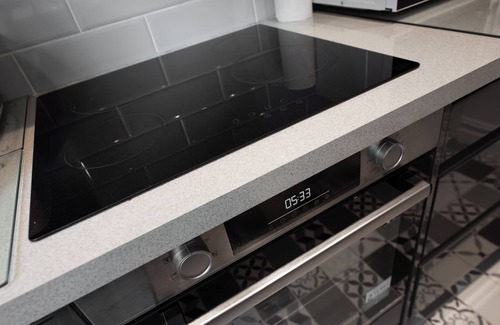 Markhouse Apartamento | King Beds & Fast WiFi close to Shops, min walk to bus stop, 15 min to Tube