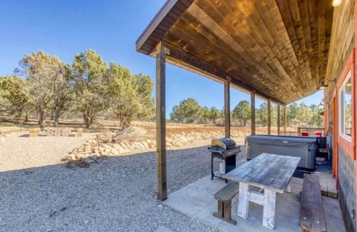 Zion National Park East Entrance Casa | King Beds for All Next to Zion