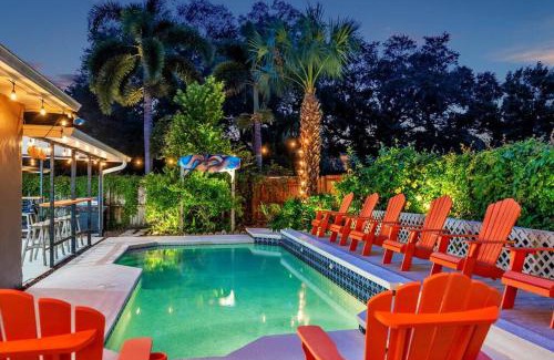 Largo Villa | King Beds - Game Room - Pool - Beach 2m - 2,100sqft