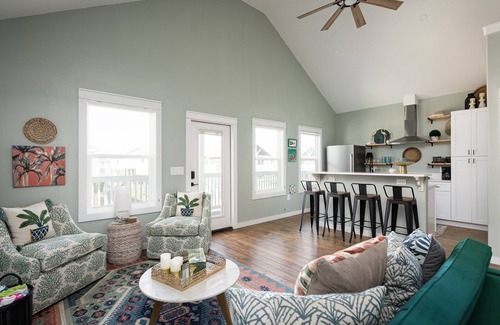 Port Bolivar Villa | King beds*Professionally decorated*Close to Beach