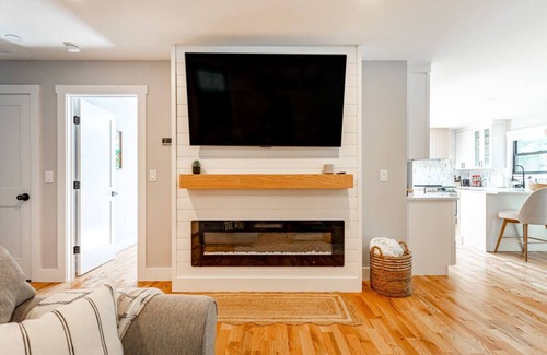 Saugerties Apartamento | King Beds, Soaking Tub, WiFi, Firepit Fam Friendly