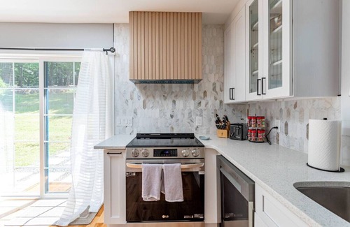 Saugerties Apartamento | King Beds, Soaking Tub, WiFi, Firepit Fam Friendly