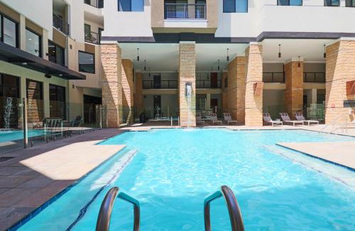 North Scottsdale Apartamento | King Beds-Steps From Shop-Self Check In- Parking-G3021