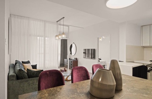 Mamilla Apartamento | King David 3BDR/Parking in city center