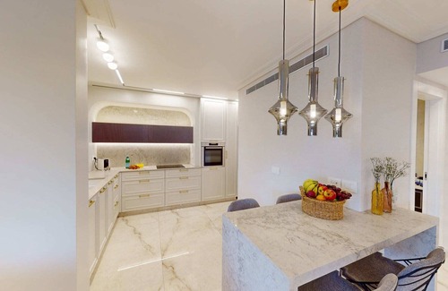 Mamilla Apartamento | KING DAVID RESIDENCES- Luxury 3-bedroom apartment with POOL, GYM, PARKING