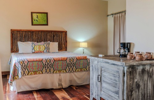 Popoyo Cama Y Desayuno | King Deluxe Garden View
