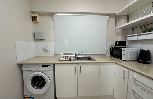 Victoria Park Apartamento | King George Nest - With Parking in Victoria Park!