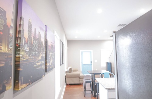 East Side Casa | King Getaway in Downtown Atlanta Grant Park