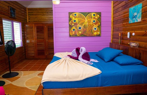 Placentia Hotel | King Lewey's Island Resort