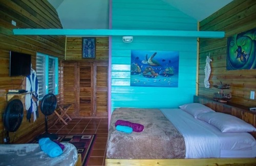 Placentia Hotel | King Lewey's Island Resort