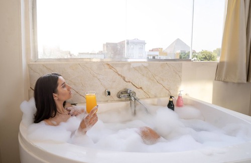 Giza Hotel | King of Pharaohs Pyramids View