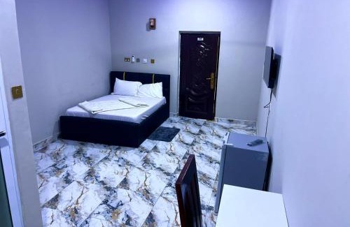 Mampong Hotel | King Power Hotel
