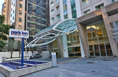 Brooklin Novo Apartamento | King Room - Radisson Berrini