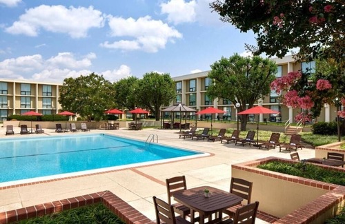 Dulles Apartamento | King Room Near Capital City Ink WDC