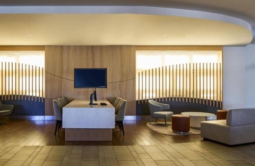 Dulles Apartamento | King Room Near Capital City Ink WDC