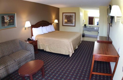 Hawkinsville Hotel | Loyalty Inn Hawkinsville