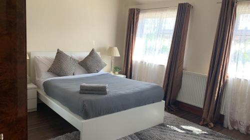 Tokyngton Casa | KING ROOMS BY WEMBLEY STADiUM