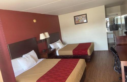 Reading Hotel | King's Inn Motel