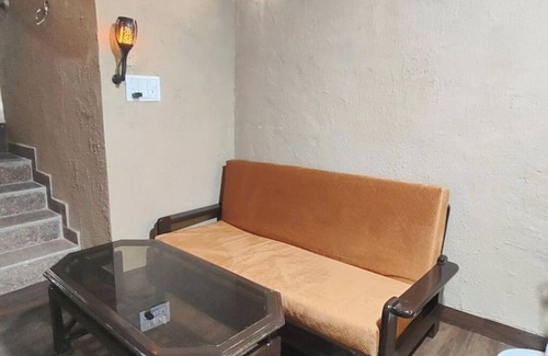 Govindpuri Apartamento | King's landing - Game of thrones (Couple Friendly)